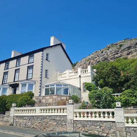 Bed and Breakfast The Chelsea Llandudno Exterior foto